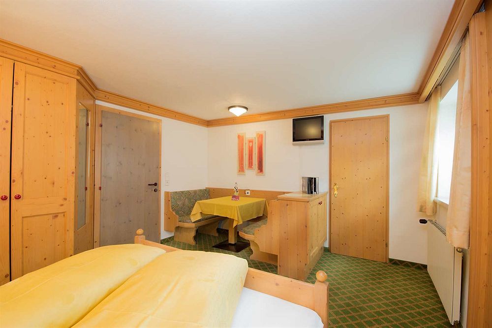 Hotel Garni Hainbacherhof Sölden Extérieur photo