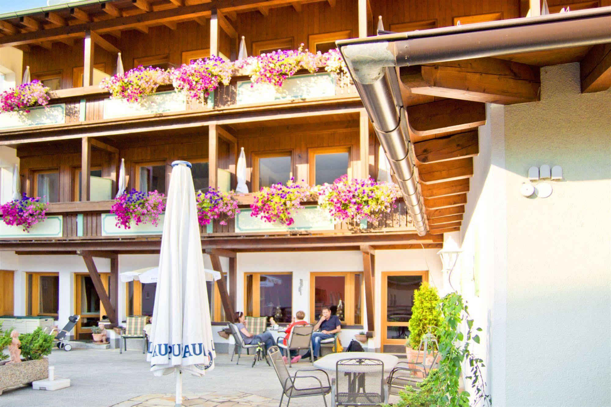Hotel Garni Hainbacherhof Sölden Extérieur photo